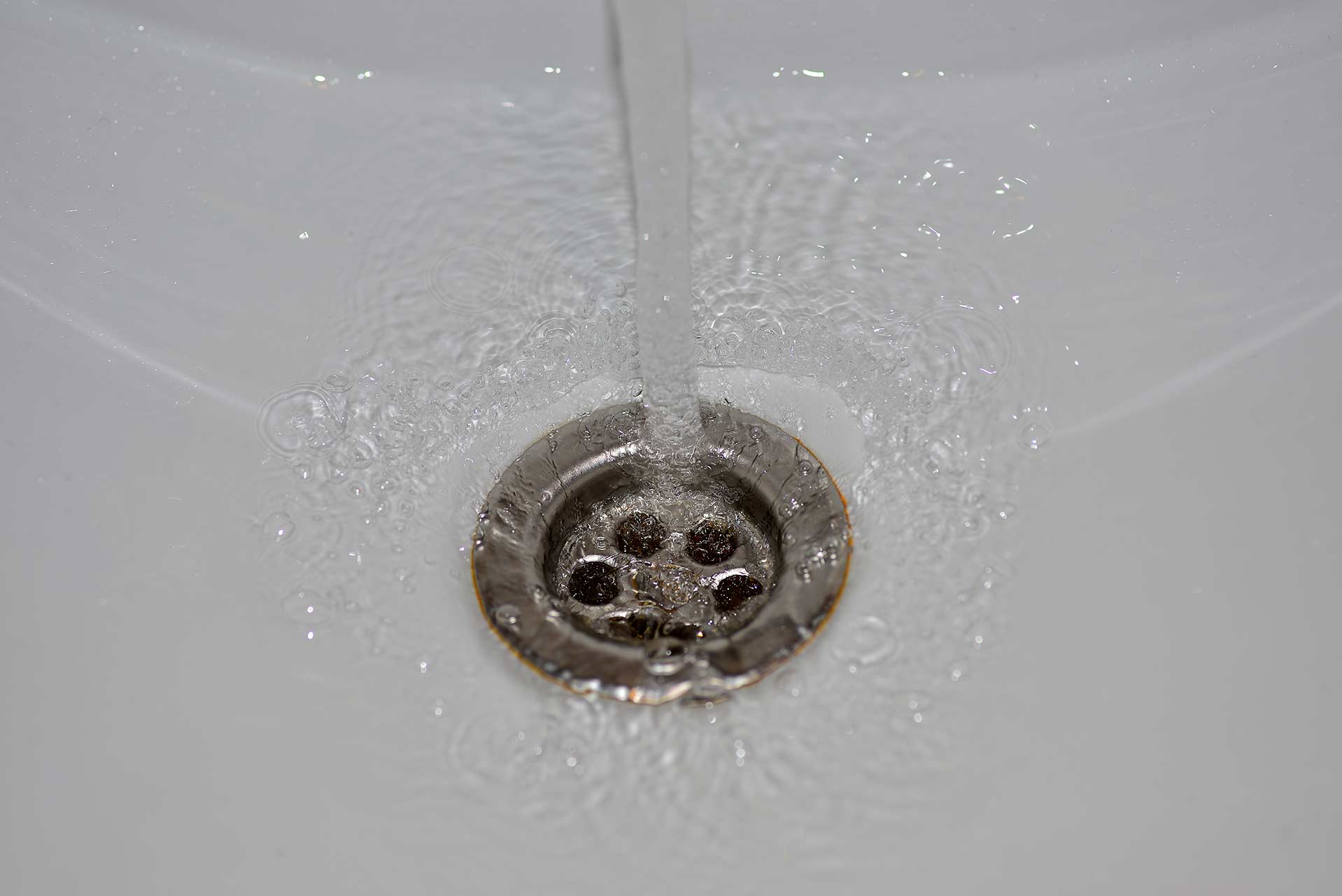 A2B Drains provides services to unblock blocked sinks and drains for properties in Rawmarsh.